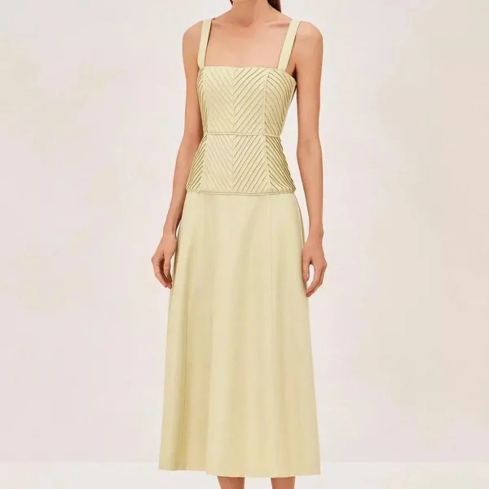 Alexis Pale Yellow Midi Dress with Square Neck - Picture 2 of 7